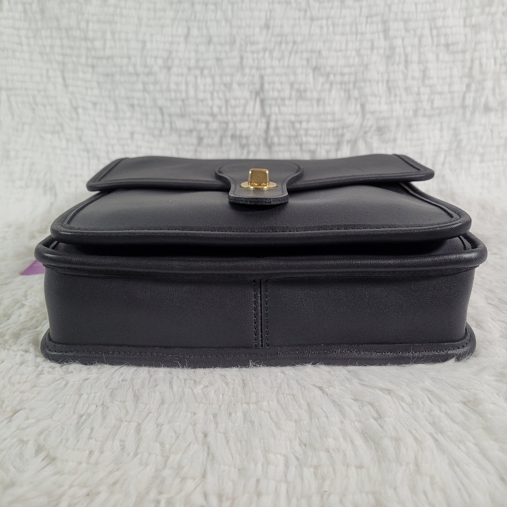SOLD!!! NWOT, Vintage Coach Station Bag #5130 - Picture 5 of 8